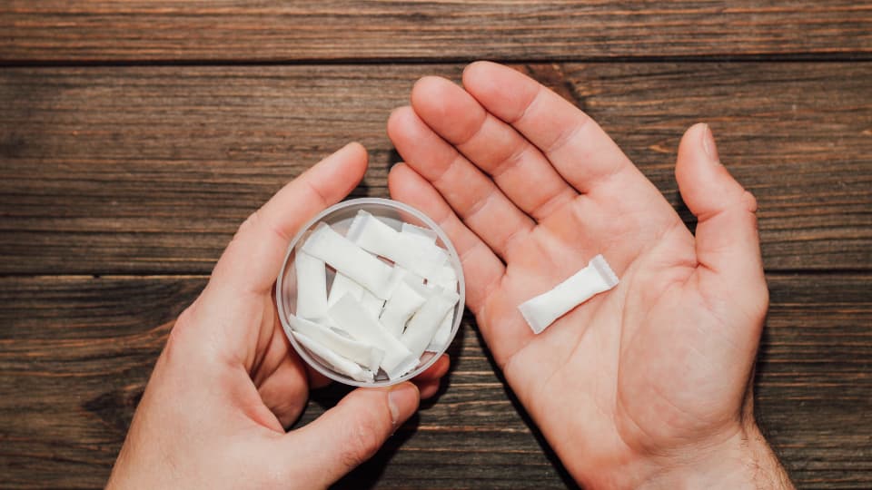 Snus: Dumansız Tütün Ürünü Hakkında Bilmeniz Gerekenler