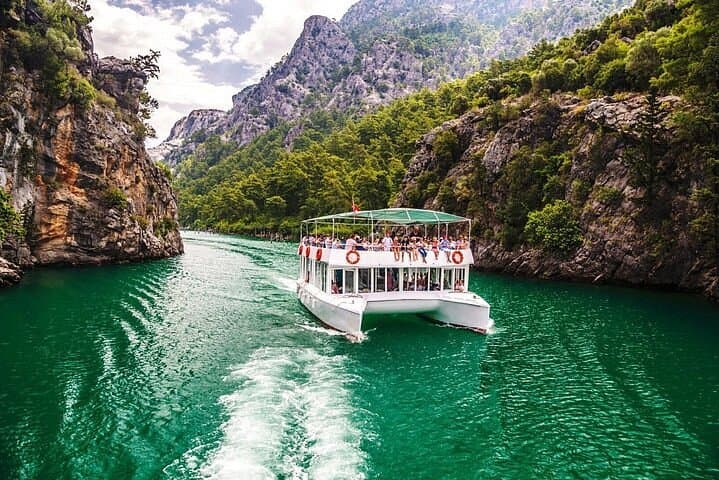 Discover Side Green Canyon: A Peaceful Escape into Nature