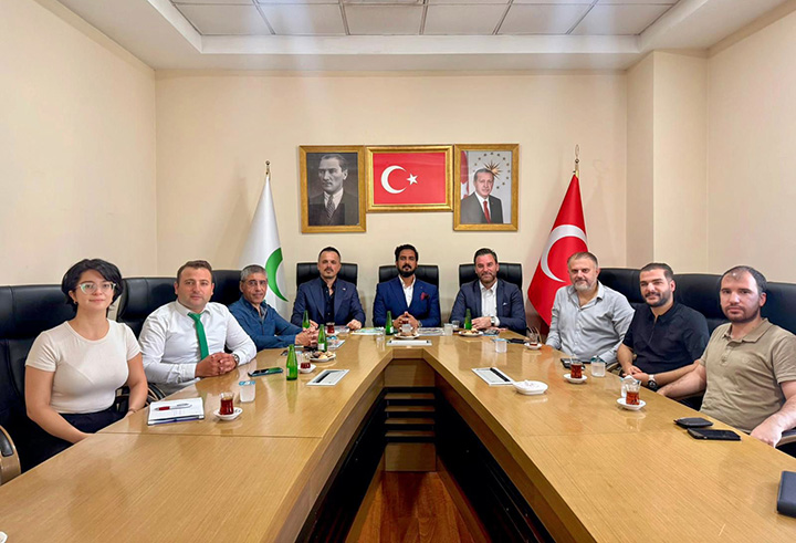 Dr. Adil Sami ve Ömer Nasuhi Öztürk’ten Yeşilay’a anlamı ziyaret